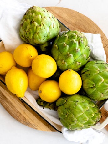 Artichoke with Lemon dressing